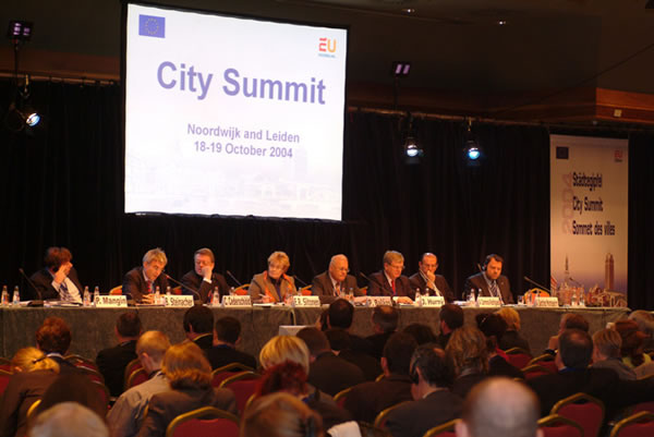 Leiden – city summit